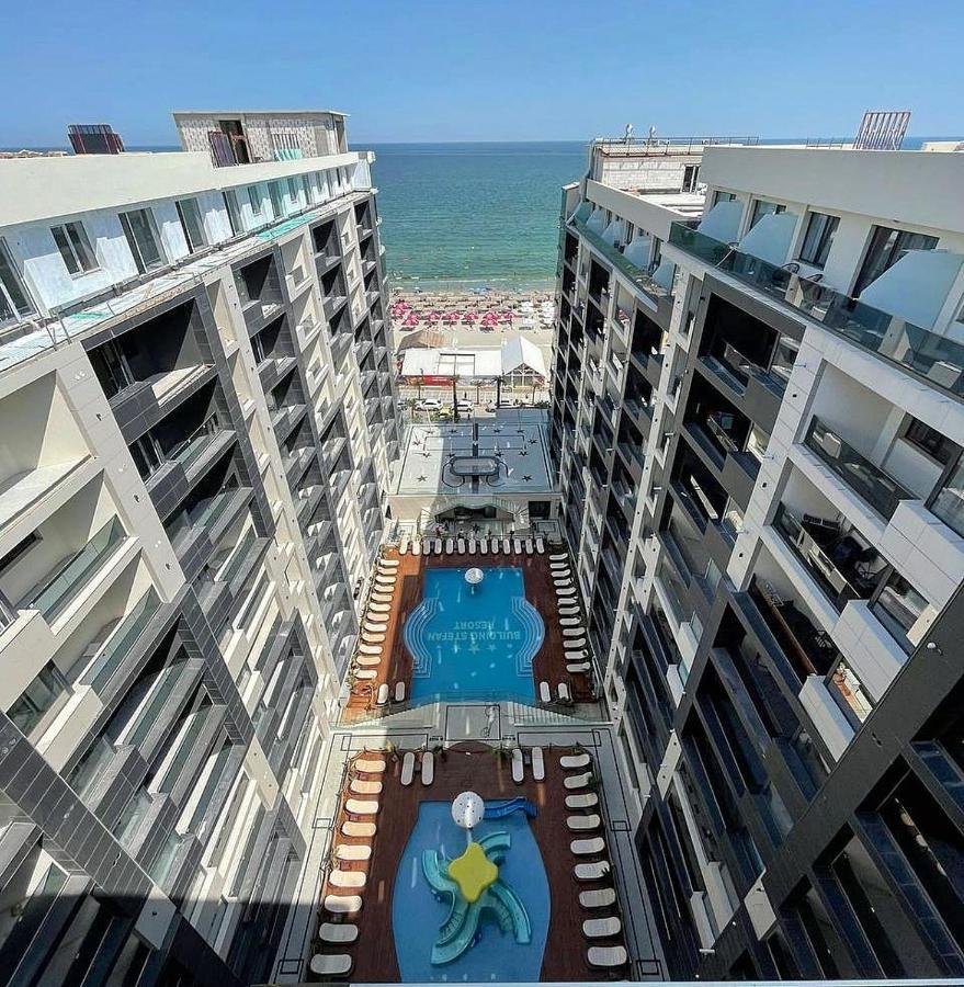 Hotel Building Stefan Resort I Navodari Bagian luar foto